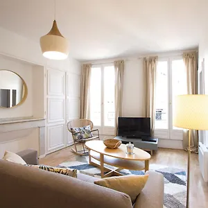  Appartement Le Poete By Cocoonr